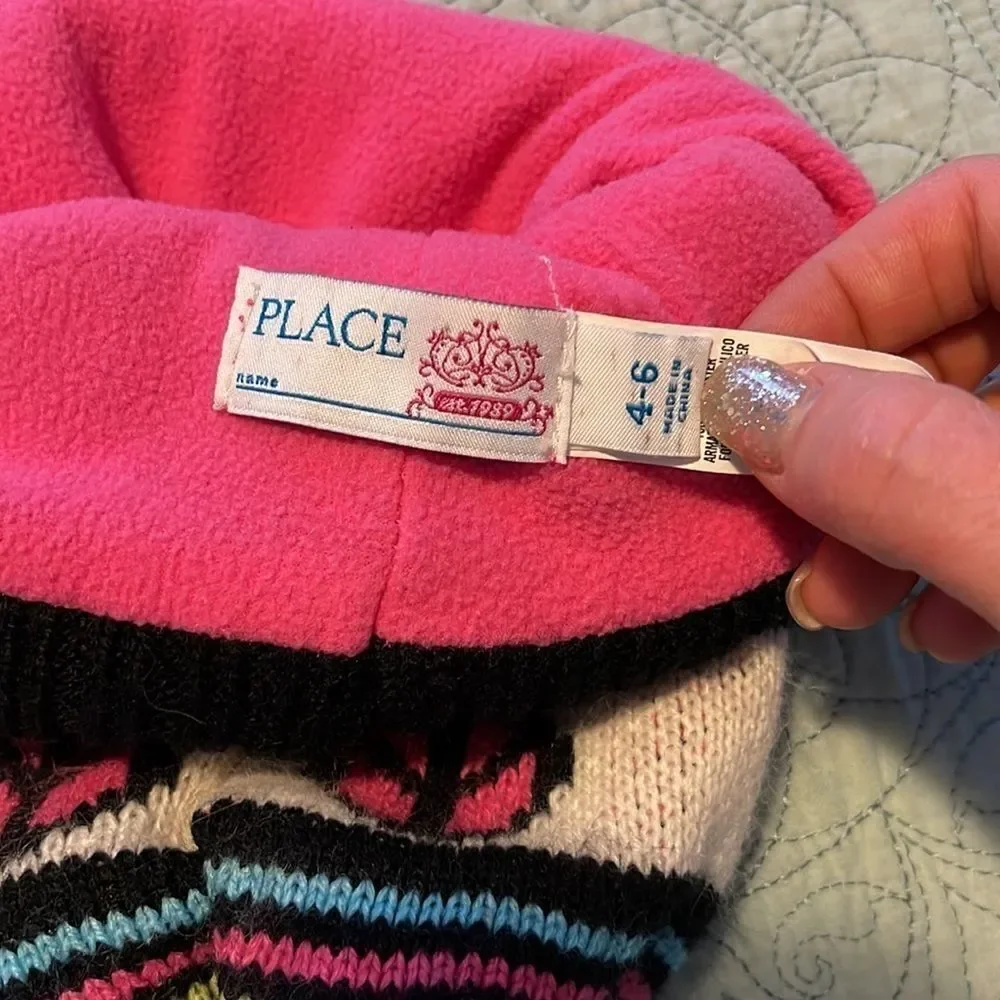 🌻3/20🌻 Children’s Place winter hat.  Size 4-6.